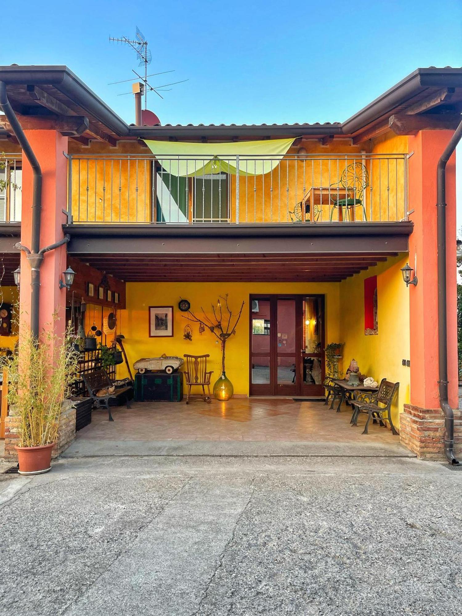 B&B La Cascina Di Alice Кастельони деле Стивиере Екстериор снимка